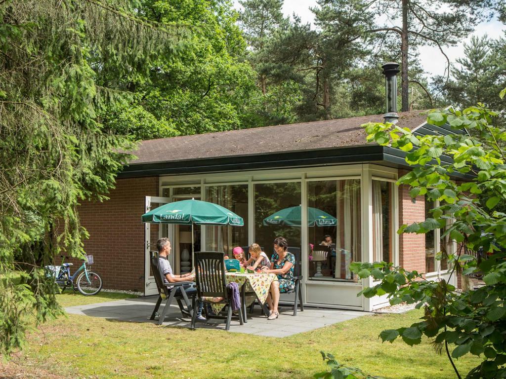 Landal Miggelenberg Hotel Hoenderloo Kültér fotó